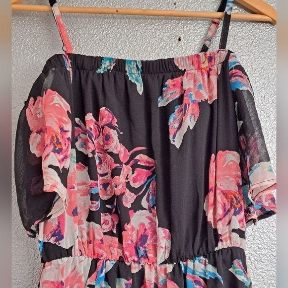 AUW Hi/Low Floral Cold Shoulder Dress    Size L - Picture 5 of 7